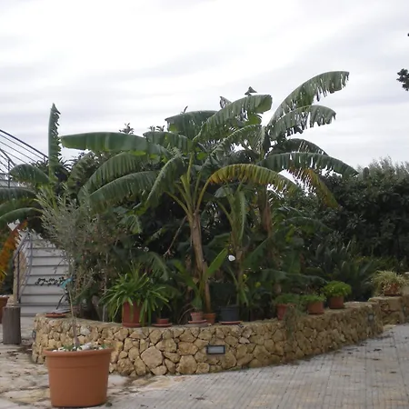 לינה וארוחת בוקר Terra Marique סירקוזה