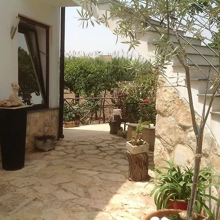 B&B Terra Marique